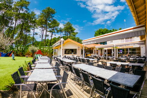 Restaurant-Bar et Pizzeria au camping Lou Pignada 5 étoiles dans les Landes