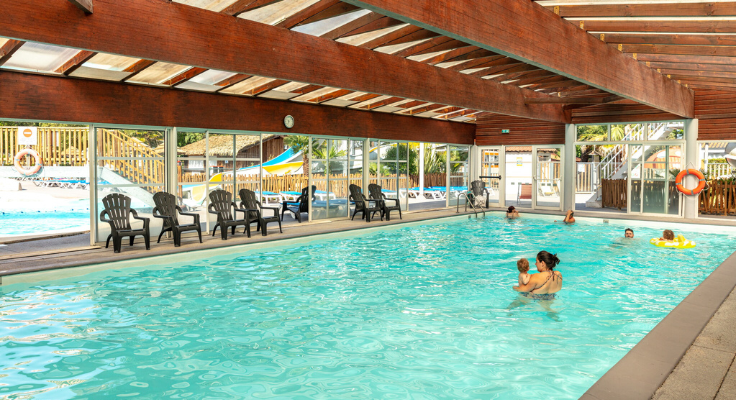 piscine couverte, camping lou pignada